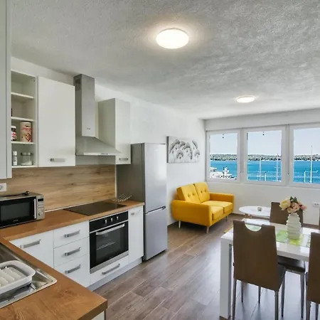 Apartament Marina With Sea View Pula
