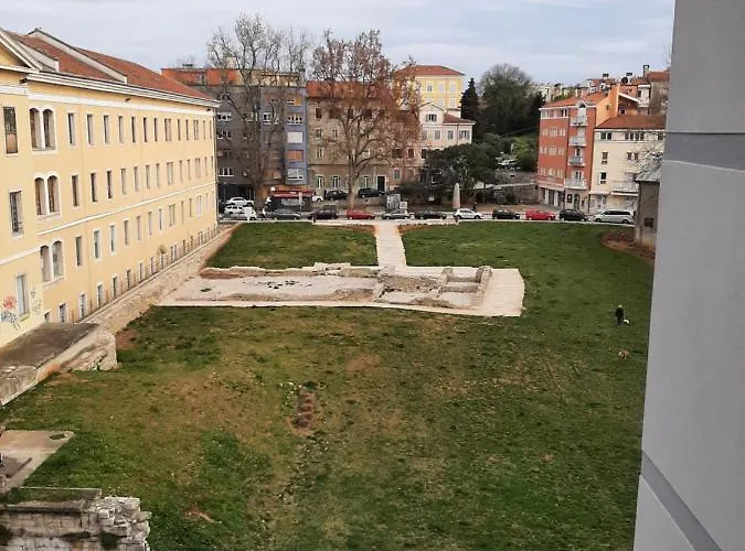 Marina With Sea View Πούλα